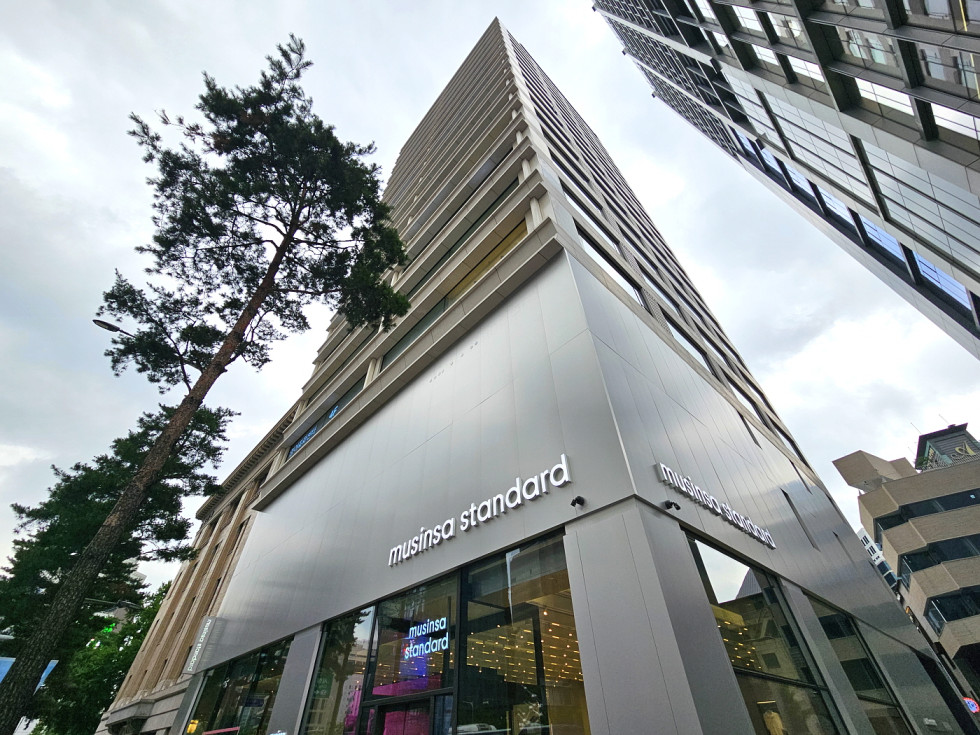 세미콜론명동
